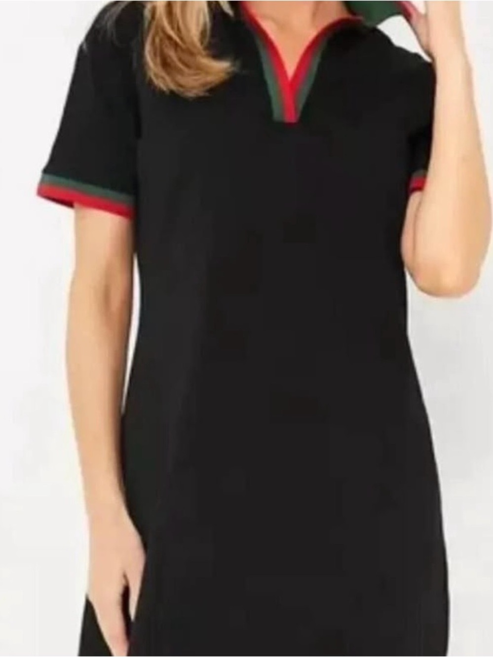 Tuckernuck black polo button size medium